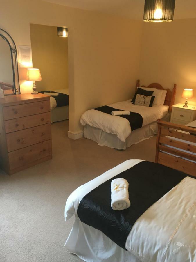 Drumhouse Guesthouse Knock  Luaran gambar