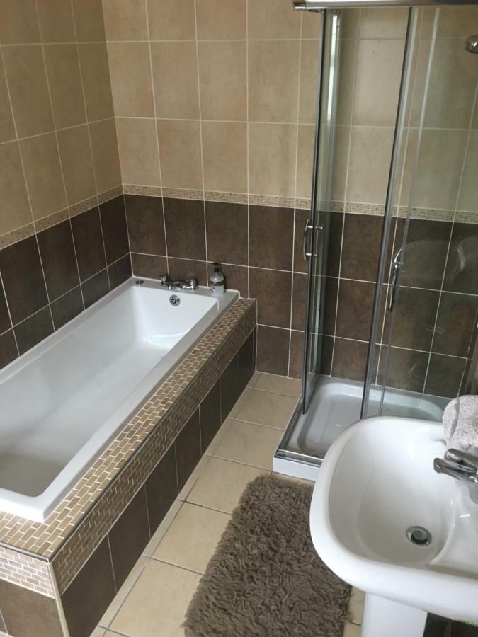 Drumhouse Guesthouse Knock  Luaran gambar